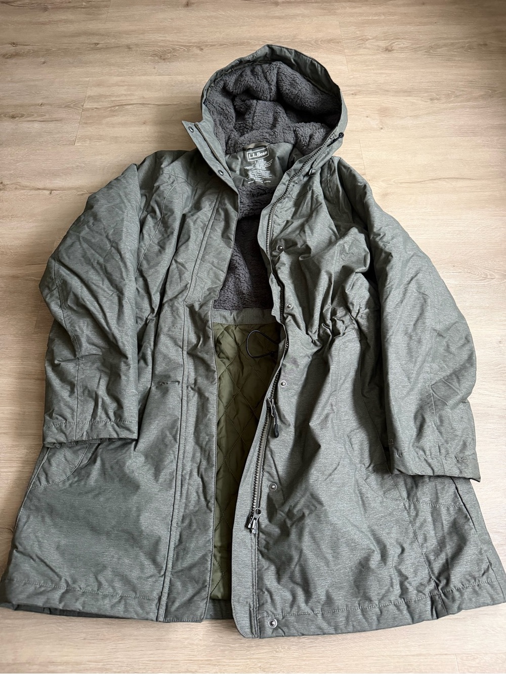 L.L. Bean Women's Winter Warmer Coat Size S Regular Green